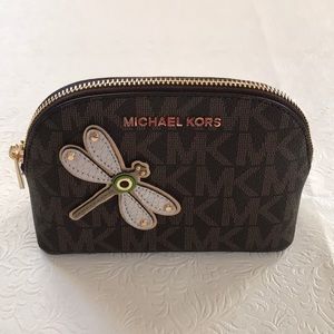 NWOT Michael Kors Scallop Small Bag